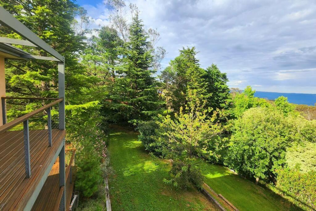 Narrow Neck Views - Peaceful 4 Bedroom Home With Stunning Views! Katoomba Kültér fotó