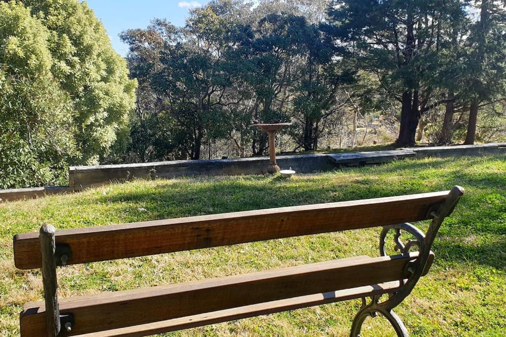 Narrow Neck Views - Peaceful 4 Bedroom Home With Stunning Views! Katoomba Kültér fotó