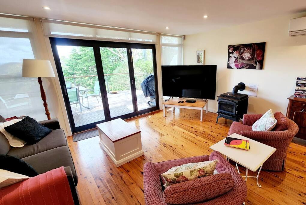 Narrow Neck Views - Peaceful 4 Bedroom Home With Stunning Views! Katoomba Kültér fotó